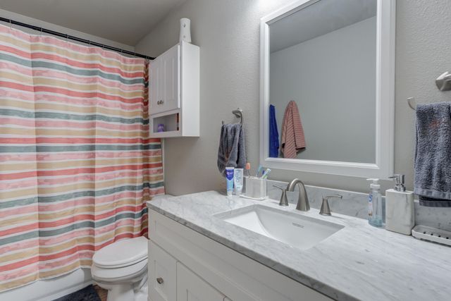 3226 90th Street, Lubbock, TX 79423