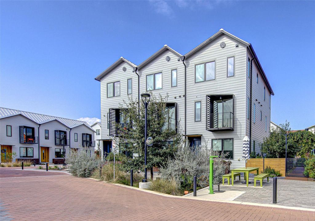 101 Lively LN C, San Marcos, TX 78666