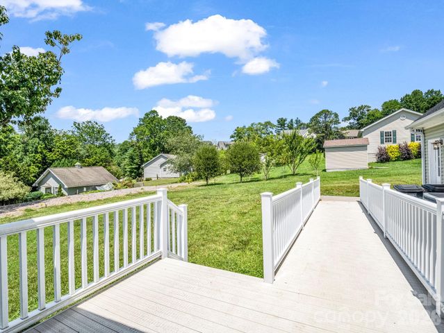 355 Hidden Meadow Drive, Hendersonville, NC 28792
