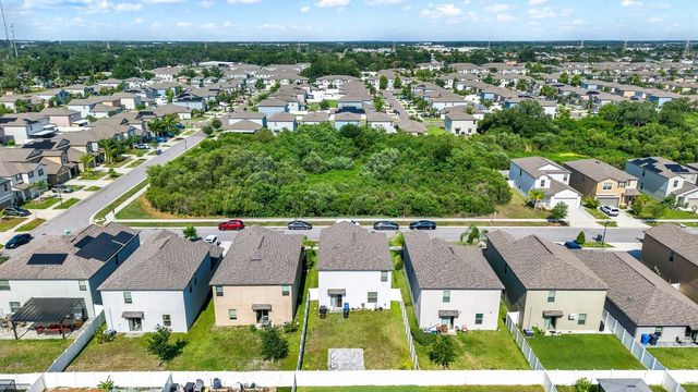 3707 DAISY BLOOM PLACE, Tampa, FL 33619
