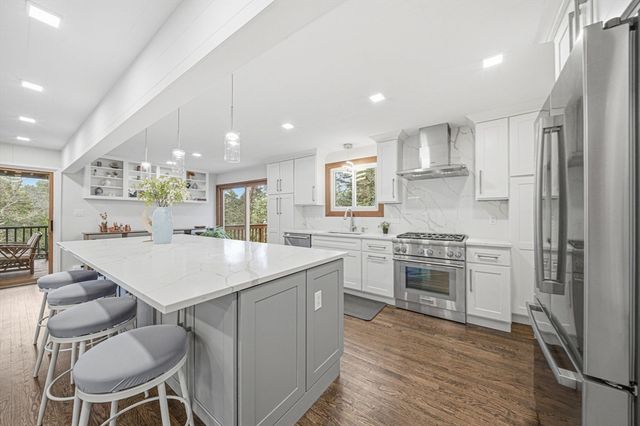 19 Old Road, Weston, MA 02493