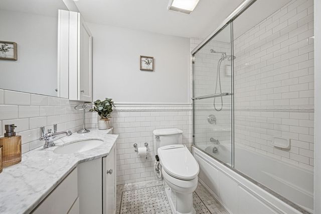 19 Old Road, Weston, MA 02493