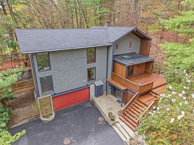 19 Old Road, Weston, MA 02493