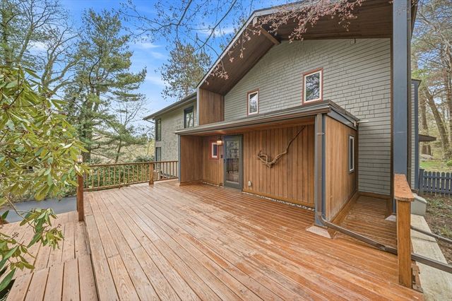 19 Old Road, Weston, MA 02493