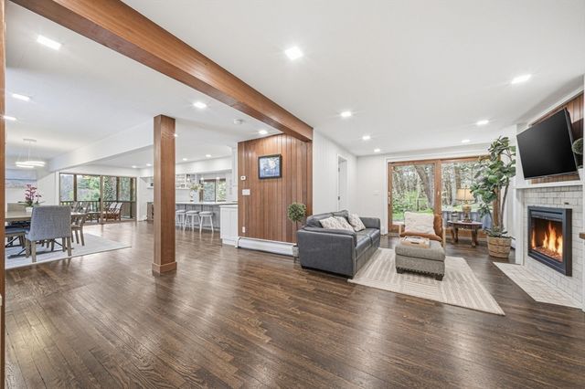 19 Old Road, Weston, MA 02493