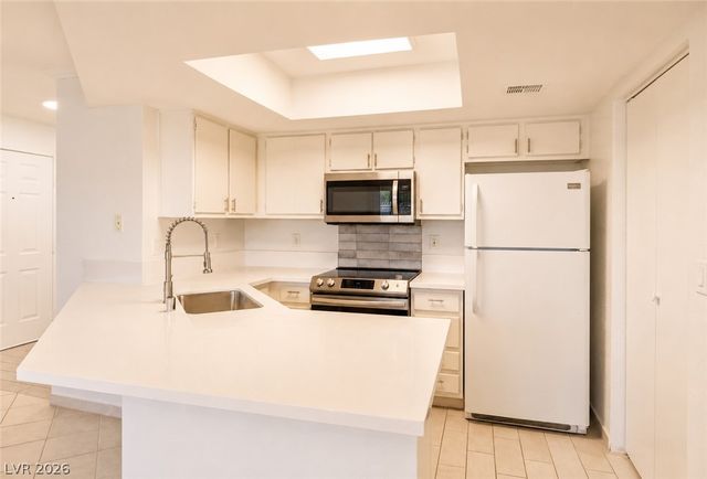 8600 West Charleston Boulevard 1204, Las Vegas, NV 89117