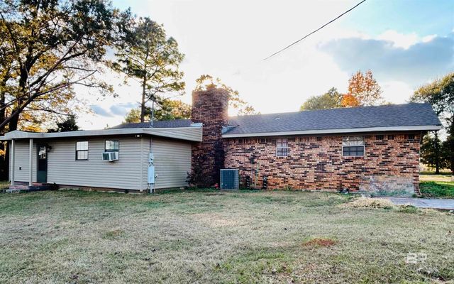 822 Dogwood Road, Brewton, AL 36426