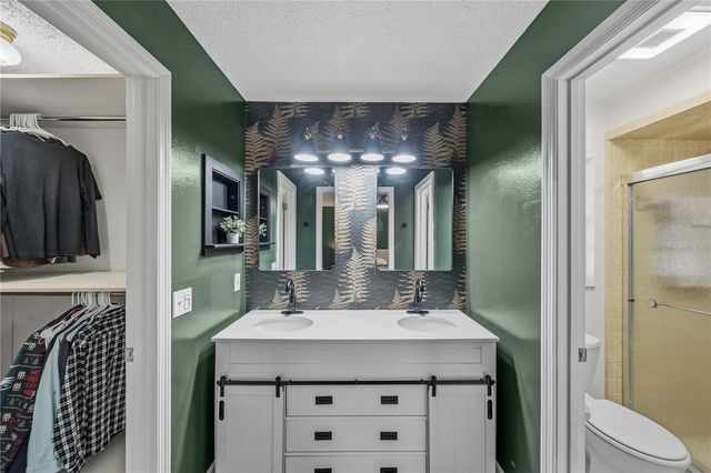 1002 PINE TREE DRIVE, Eustis, FL 32726