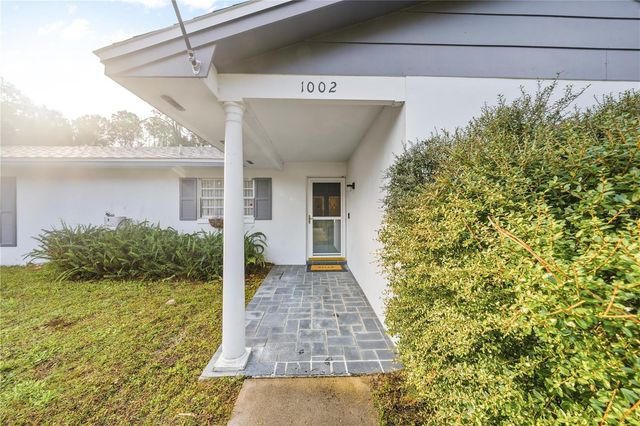 1002 PINE TREE DRIVE, Eustis, FL 32726