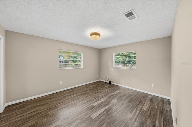 1002 PINE TREE DRIVE, Eustis, FL 32726