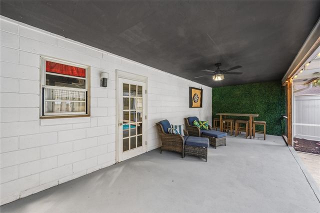 1002 PINE TREE DRIVE, Eustis, FL 32726