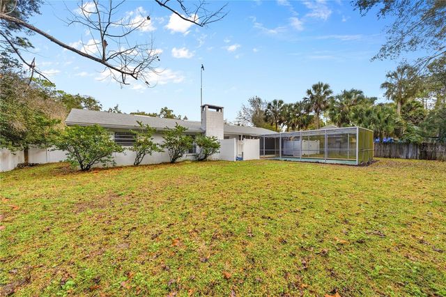 1002 PINE TREE DRIVE, Eustis, FL 32726