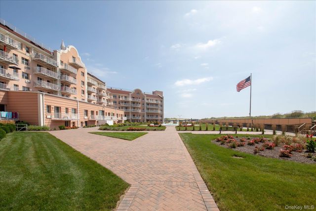2 Richmond Road 3U, Lido Beach, NY 11561