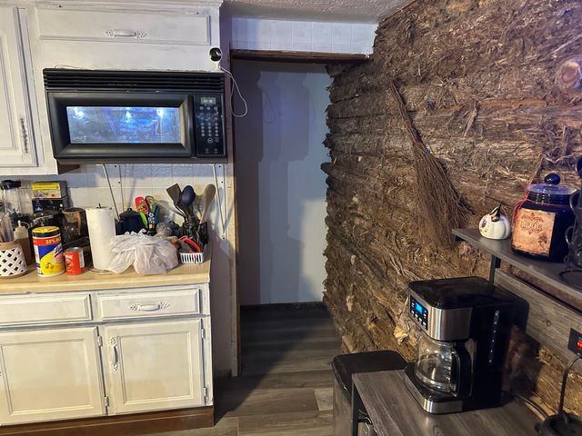 7 Box Street, Arcola, MO 65603