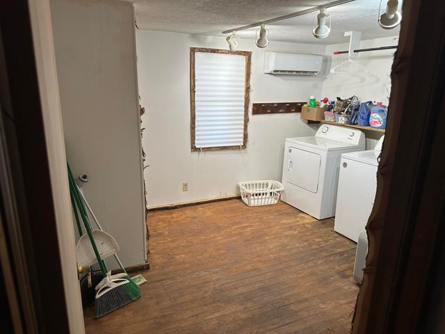 7 Box Street, Arcola, MO 65603