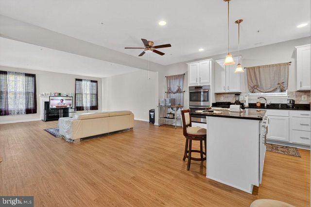 3573 EAGLE RIDGE DR, Woodbridge, VA 22191