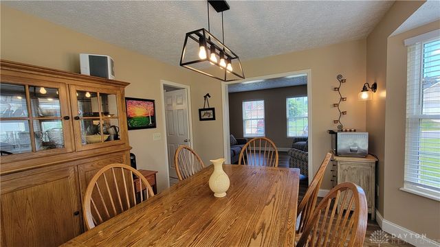 5992 Mount Royal Drive, Clayton, OH 45315
