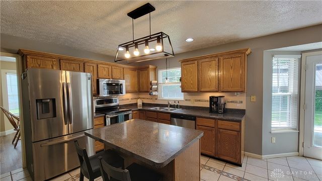 5992 Mount Royal Drive, Clayton, OH 45315