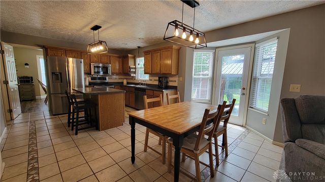 5992 Mount Royal Drive, Clayton, OH 45315