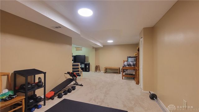 5992 Mount Royal Drive, Clayton, OH 45315