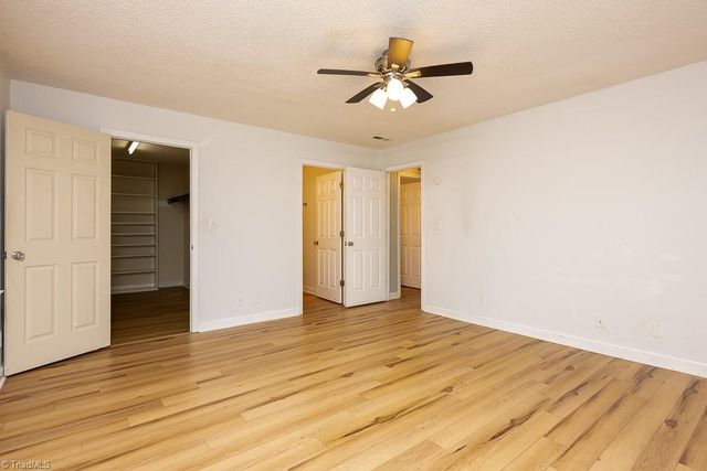 1349 Brookwood Drive, Winston-salem, NC 27106