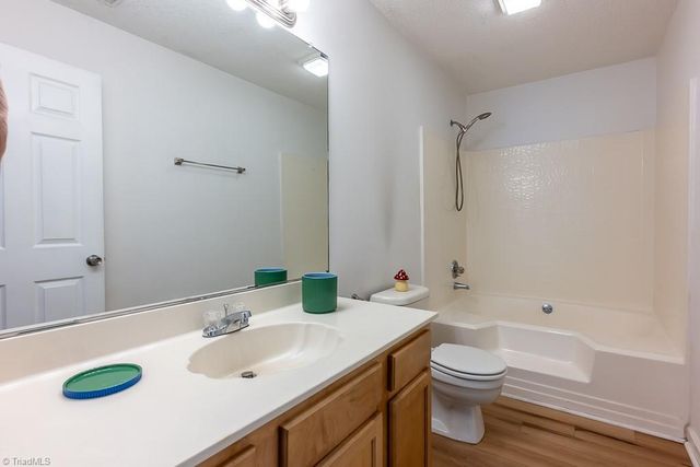 1349 Brookwood Drive, Winston-salem, NC 27106