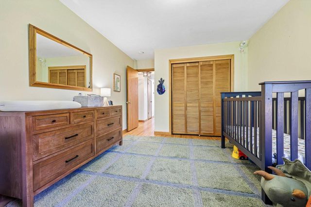 1730 Lilly LANE, New Berlin, WI 53146