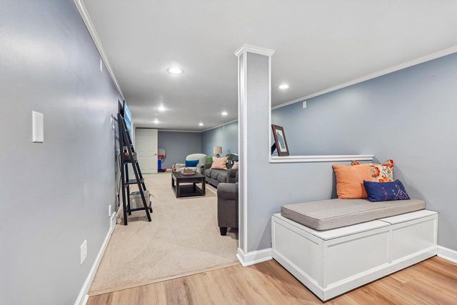 1730 Lilly LANE, New Berlin, WI 53146