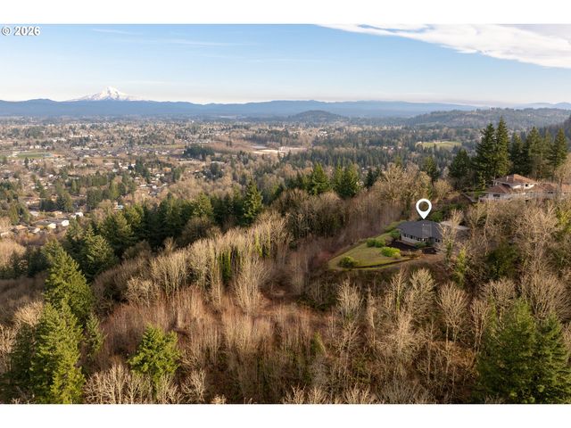 55 Sw LOVHAR Dr, Gresham, OR 97080