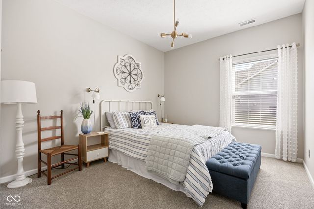 865 Burntwood Way, Westfield, IN 46074