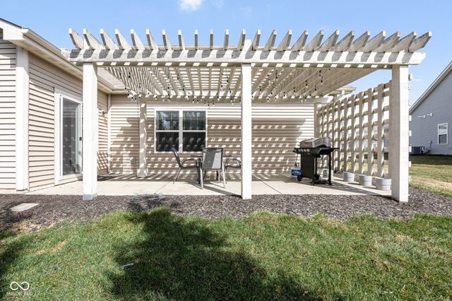 865 Burntwood Way, Westfield, IN 46074