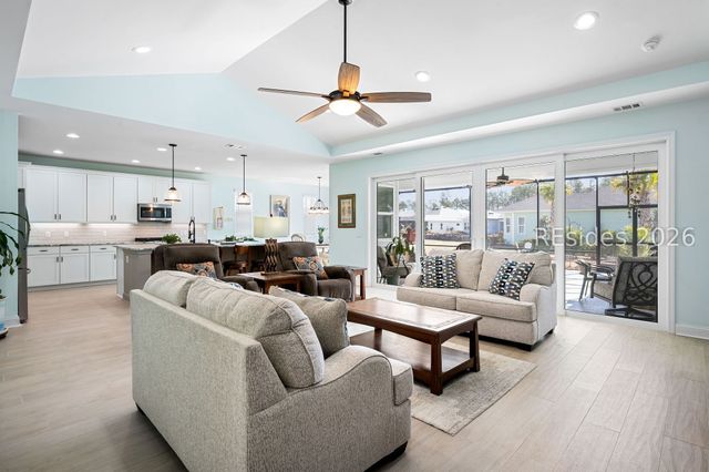 776 St. Somewhere Dr, Hardeeville, SC 29927