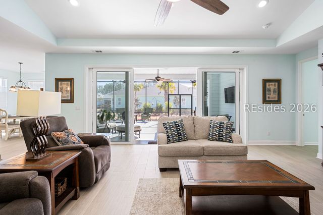 776 St. Somewhere Dr, Hardeeville, SC 29927