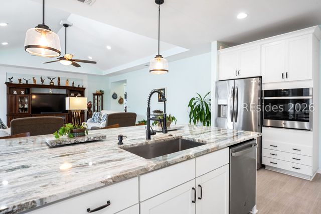 776 St. Somewhere Dr, Hardeeville, SC 29927