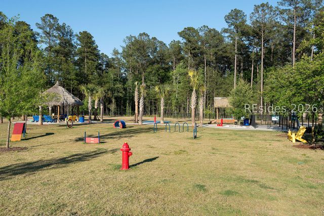 776 St. Somewhere Dr, Hardeeville, SC 29927