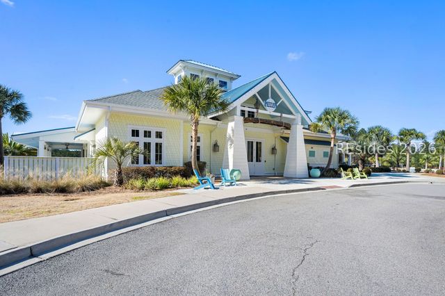 776 St. Somewhere Dr, Hardeeville, SC 29927