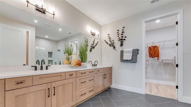 1288 TWIN FARMS COURT, Deland, FL 32724