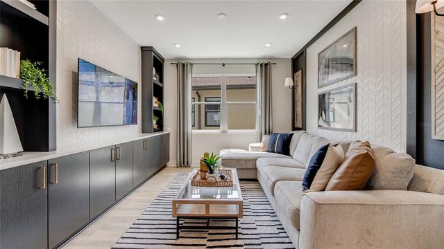 1288 TWIN FARMS COURT, Deland, FL 32724