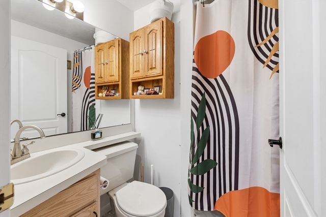 160 Burkhall St 308, Weymouth, MA 02190