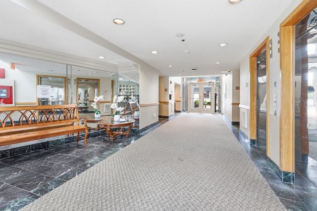 160 Burkhall St 308, Weymouth, MA 02190