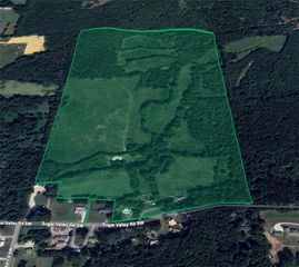 884 Sugar Valley SW Road, Cartersville, GA 30120