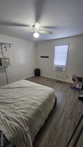 4392 E Coldwater Road, Flint, MI 48506