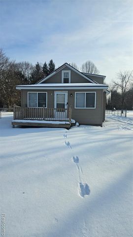 4392 E Coldwater Road, Flint, MI 48506