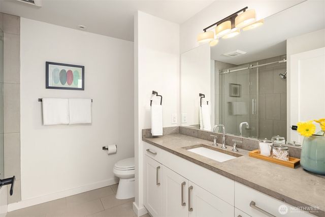 1810 Madrona Drive, Seattle, WA 98122