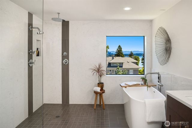 1810 Madrona Drive, Seattle, WA 98122