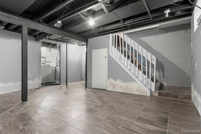 6130 Steadman Street, Dearborn, MI 48126