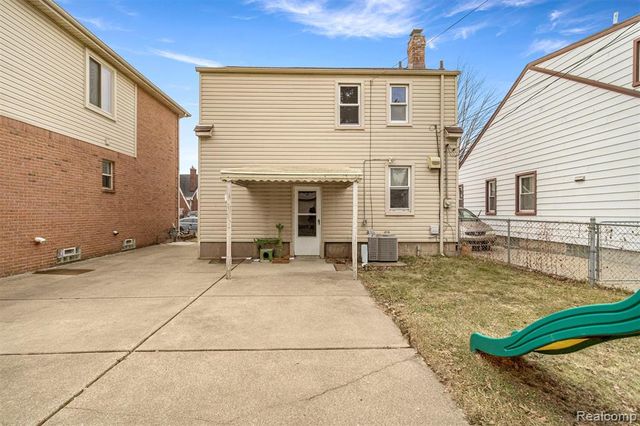 6130 Steadman Street, Dearborn, MI 48126