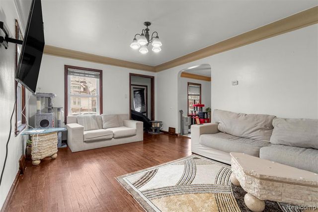 6130 Steadman Street, Dearborn, MI 48126