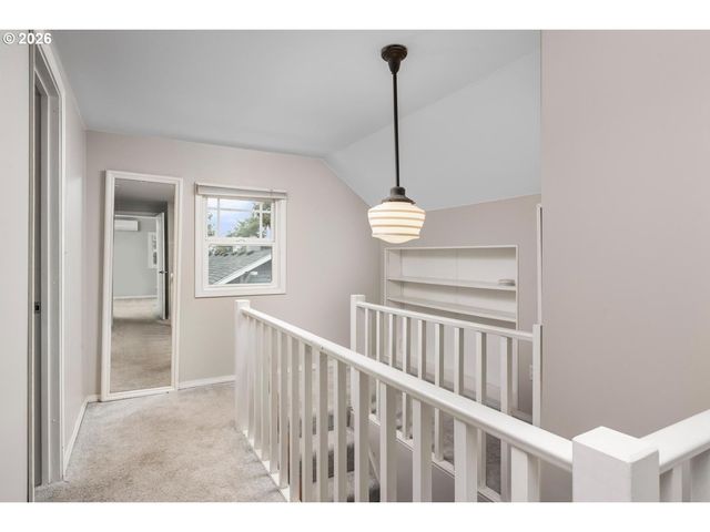 3825 Ne 63RD Ave, Portland, OR 97213