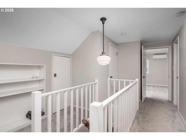 3825 Ne 63RD Ave, Portland, OR 97213